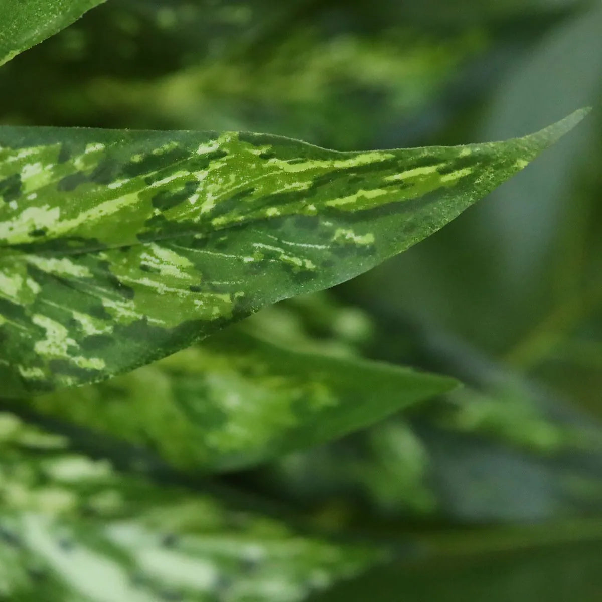 1 Ft Artificial Aglaonema N Plant 40cm – lifelike tropical plant alternative