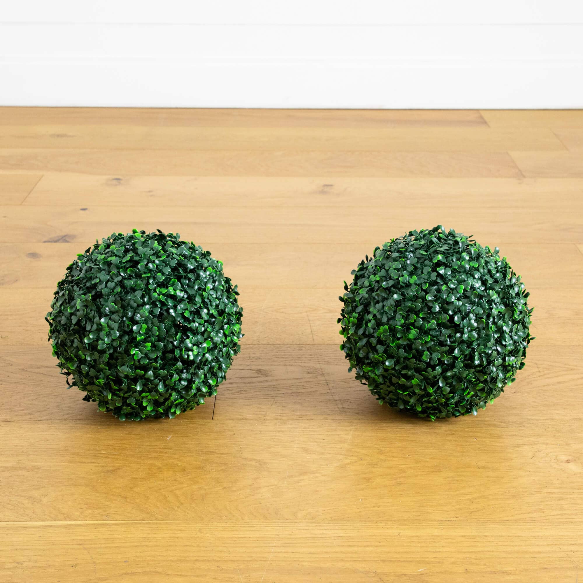 8" UV Resistant Artificial Boxwood Ball (Set of 4) – Decorative Faux Topiary Spheres for Indoor & Outdoor Landscaping